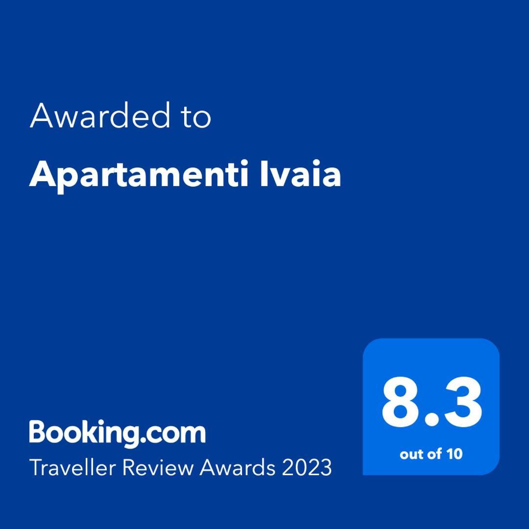 Appartement Apartamenti Ivaia à Varna Extérieur photo