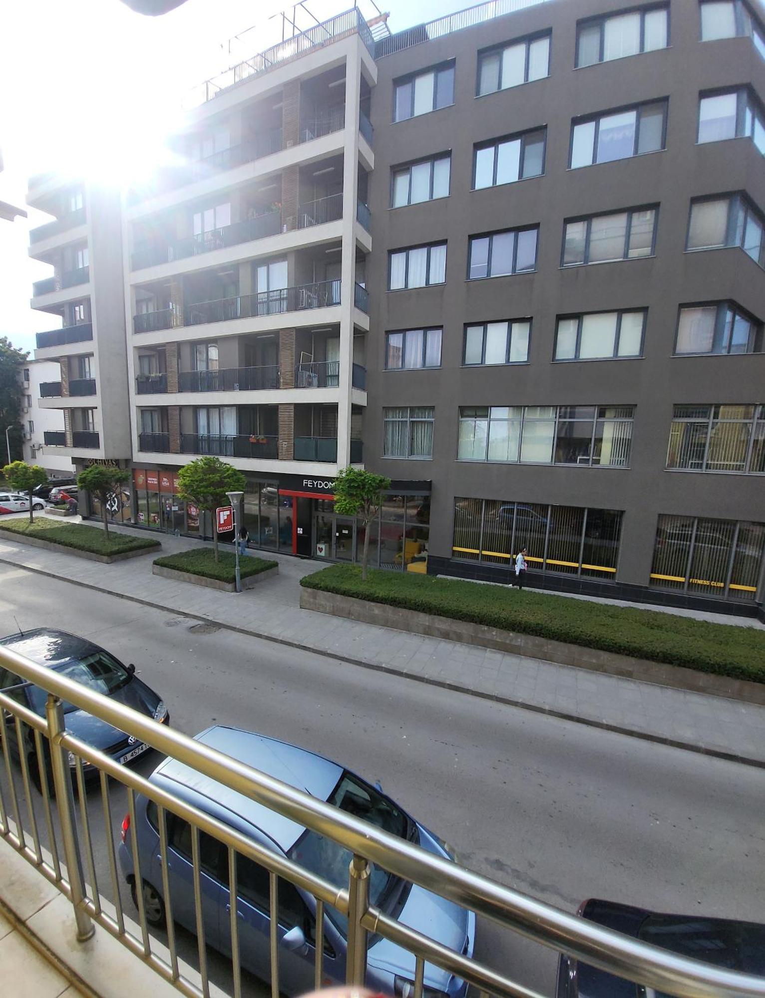 Appartement Apartamenti Ivaia à Varna Extérieur photo